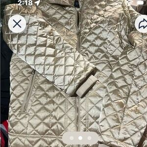 #102   JESSICA SIMPSON Elegant Women's Quilted Jacket in Gold tone
MEDIUM